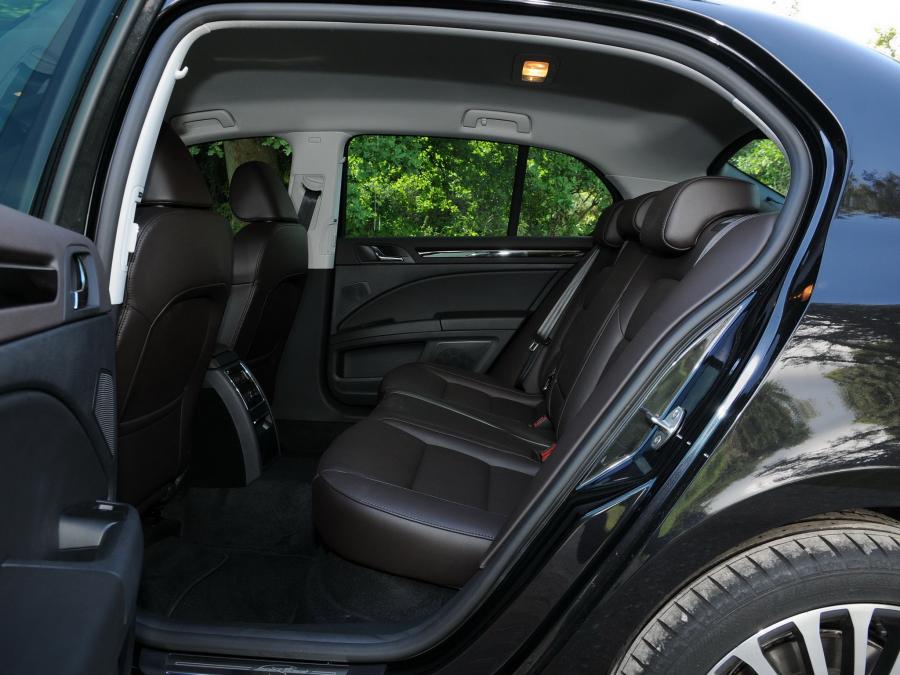  Skoda Superb Laurin & Klement 2013 года  (UK) (фото 3 из 7)
